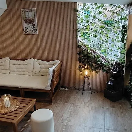 Apartment Klarisa Center With Terrace